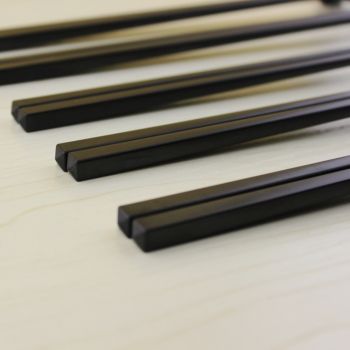 Черные квадратные палочки стандарт 23 см